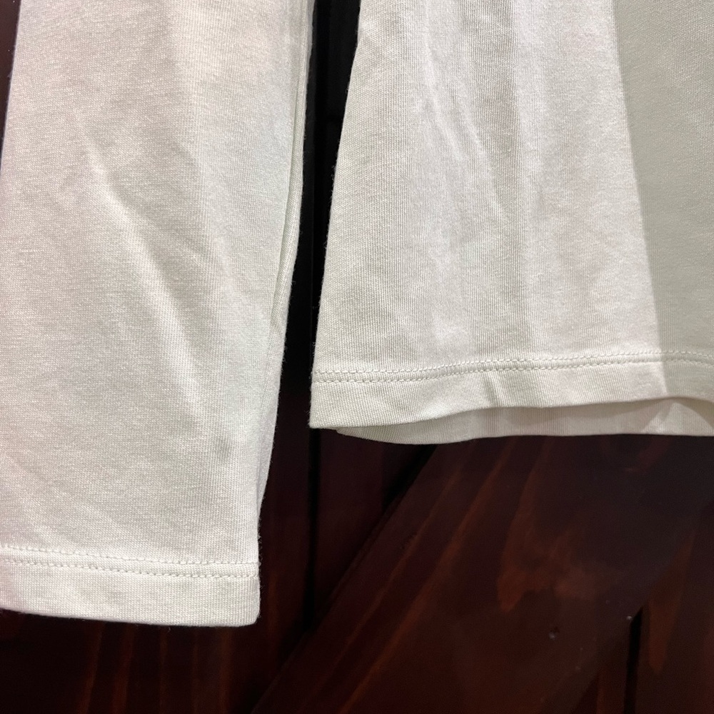 NWT ARMANI EXCHANGE TOP - Picture 2 of 7